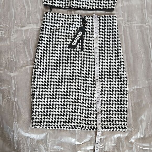 Guess Women's Houndstooth 2 Piece Matching Top & Midi Skirt Medium Black & White - Picture 9 of 16